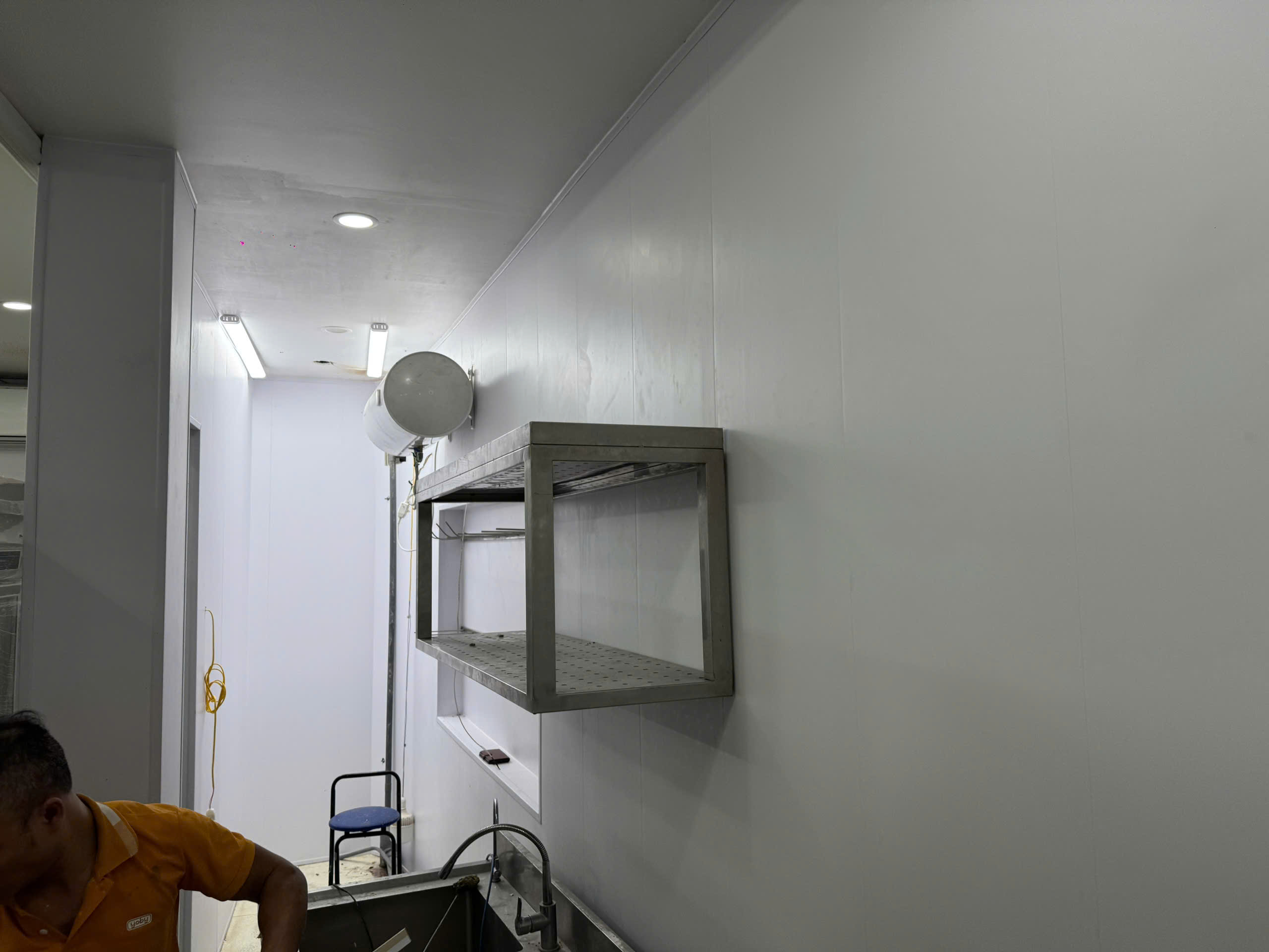 ốp tường nhựa phòng bếp
